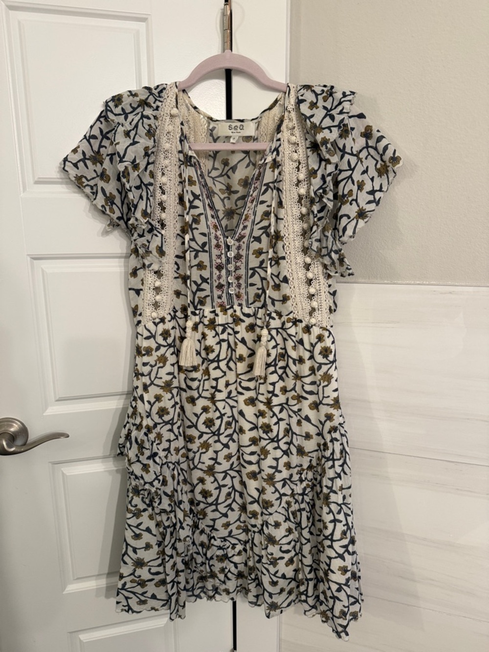 Sea New York Ivory Mini Dress with Navy & Olive Floral Print size 2